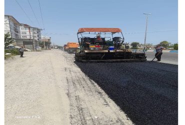 آسفالت‌ریزی حاشیه خیابان امام خمینی (ره) توسط شهرداری لوندویل