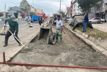 ترمیم آسفالت حاشیه خیابان امام (ره)